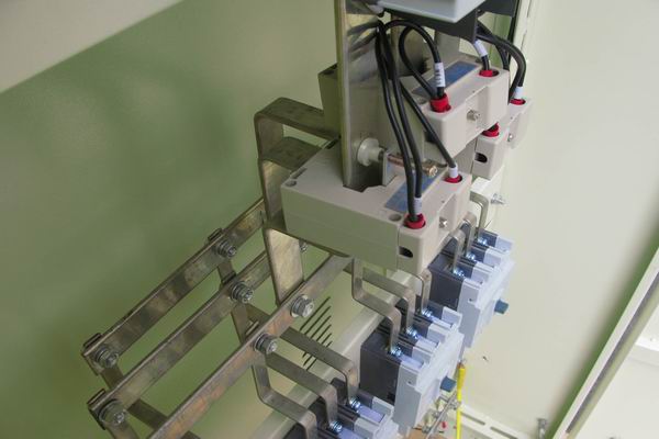 雨湖控制箱-3683讲讲控制箱的使用特点